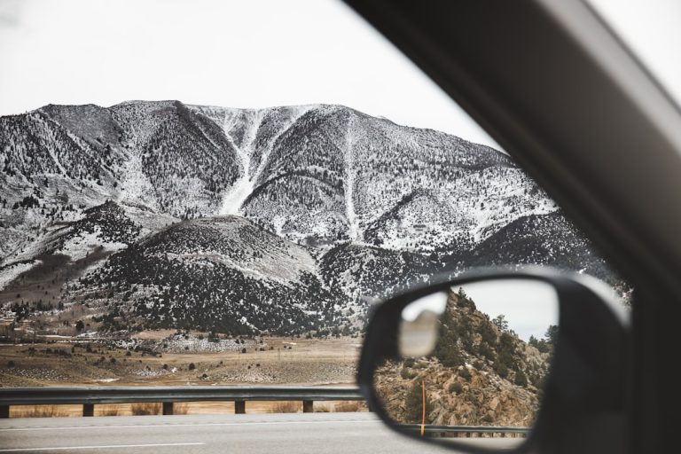 Photo driving in snow