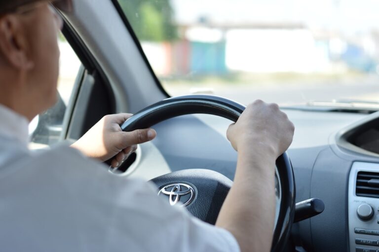 Photo Assisting drivers