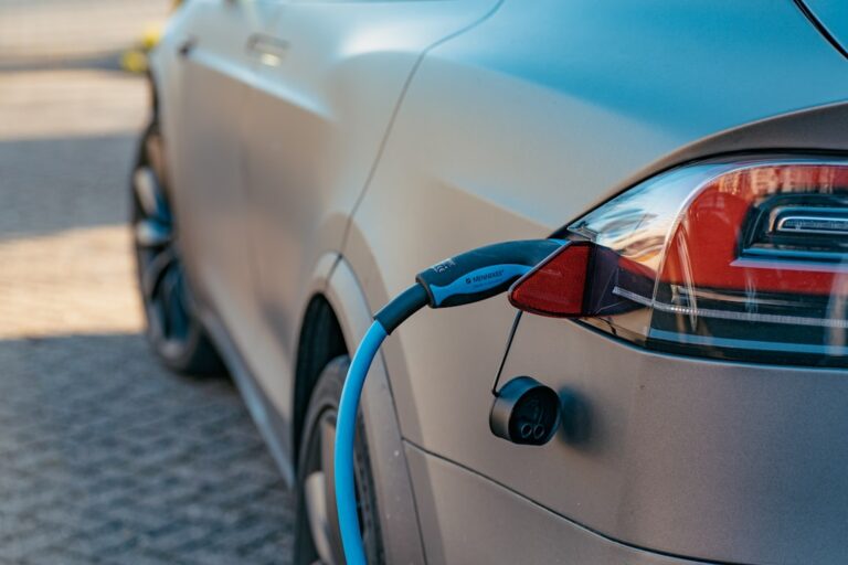 Photo electric cars